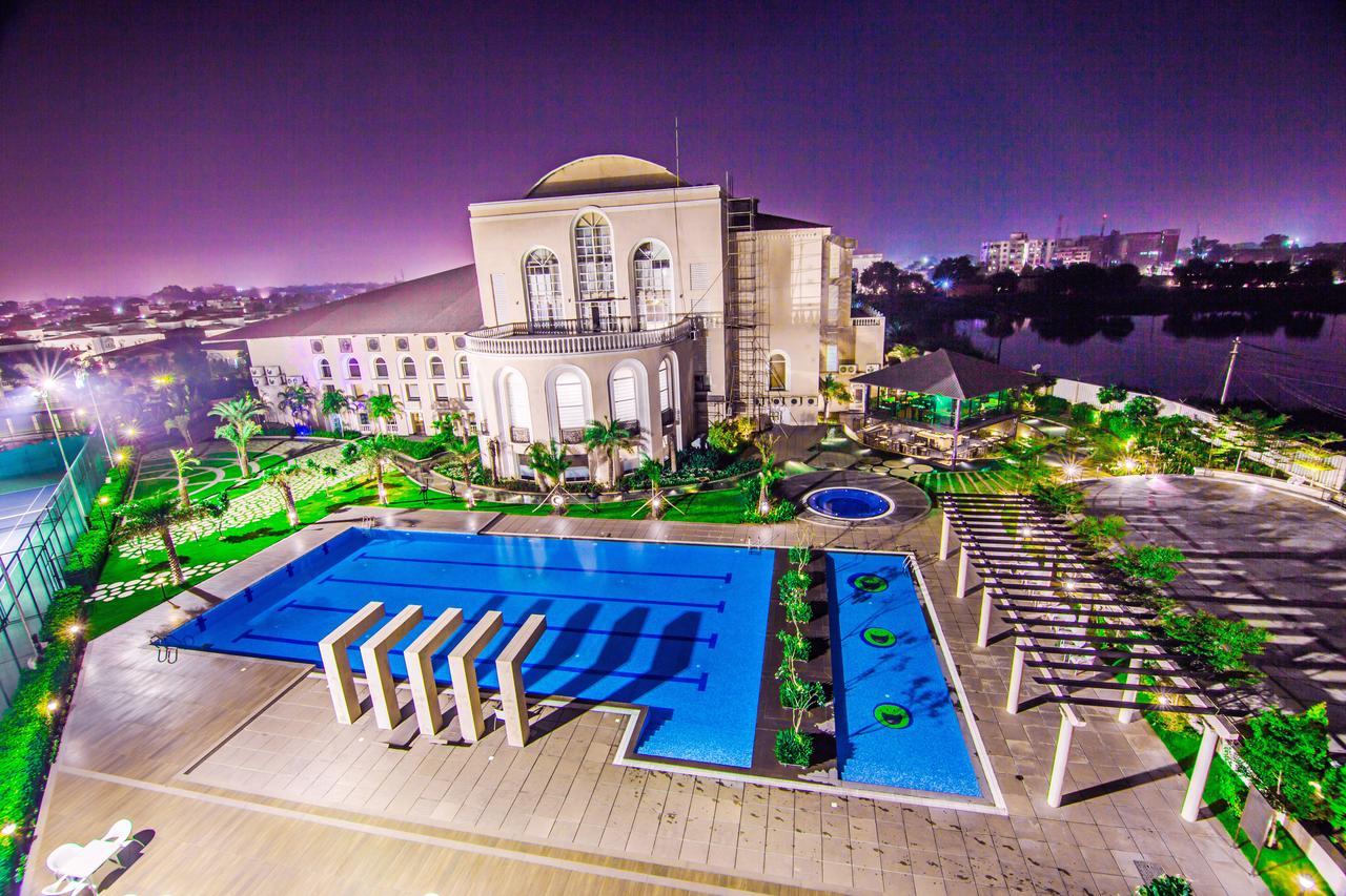 Club Paraiso Raipur  Exterior photo